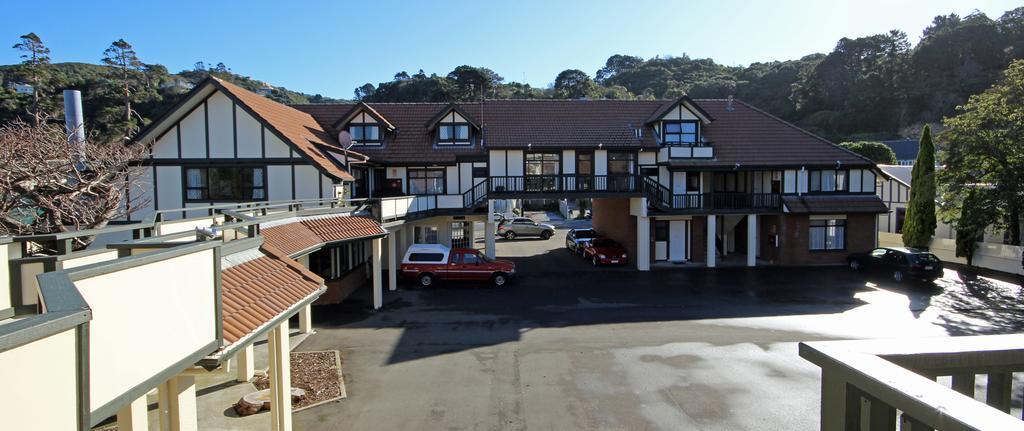 Champers Motor Inn Lower Hutt Exterior photo