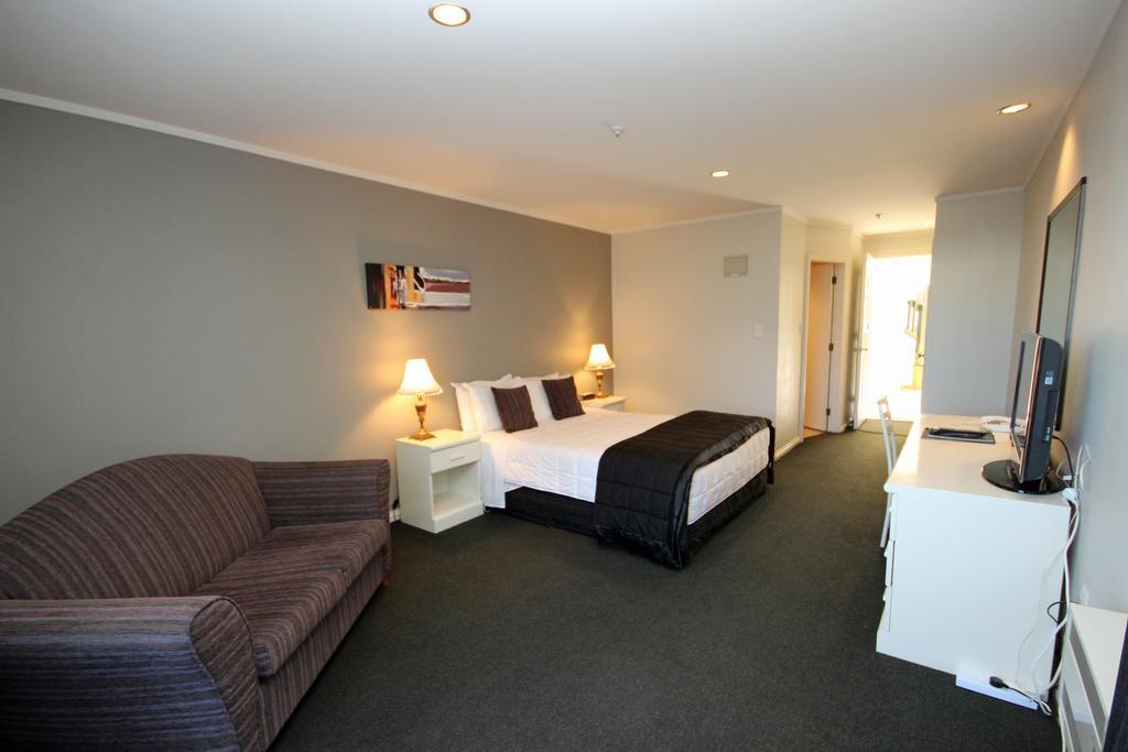 Champers Motor Inn Lower Hutt Exterior photo