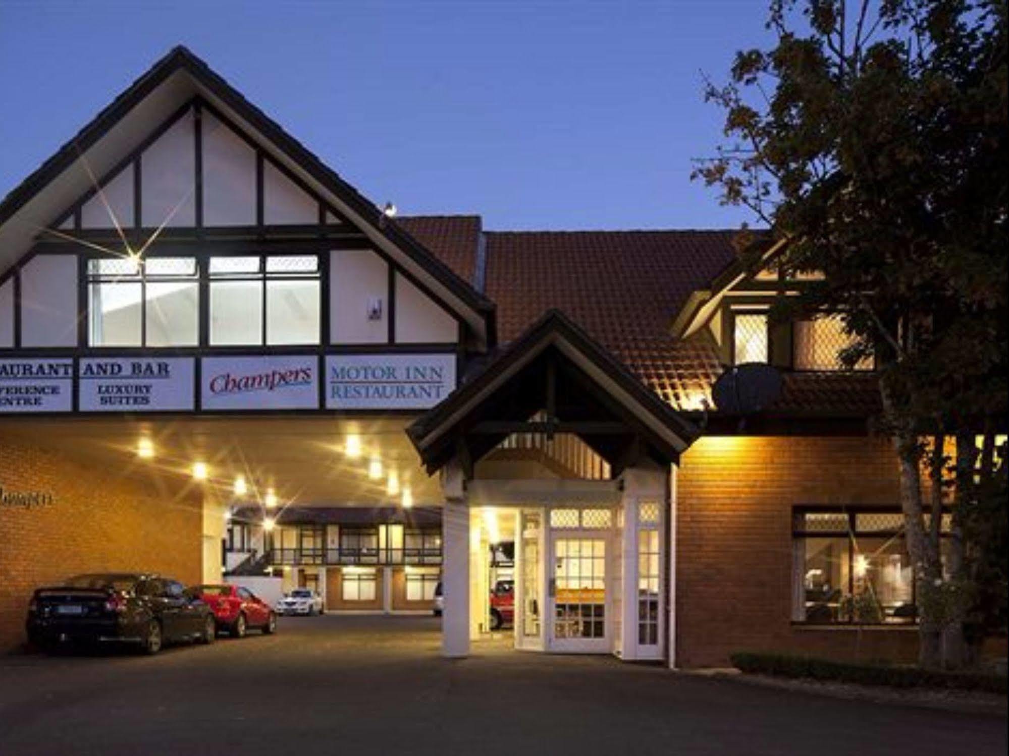 Champers Motor Inn Lower Hutt Exterior photo